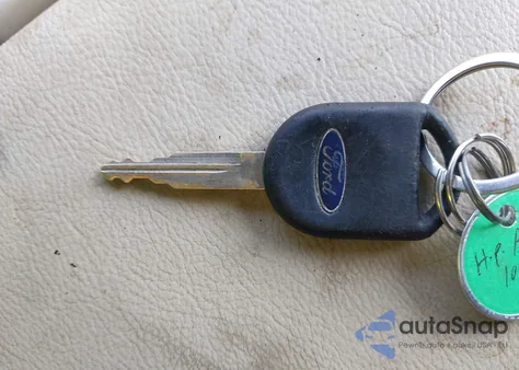 2004 Ford F-150 Lariat/Xl/Xlt z USA, uszkodzony, nr VIN 1FTPX12544NA06773